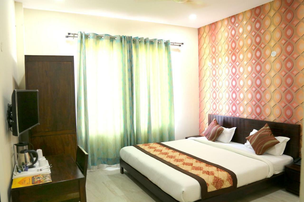 Hotel The Grand Kukas Dzsaipur Kültér fotó